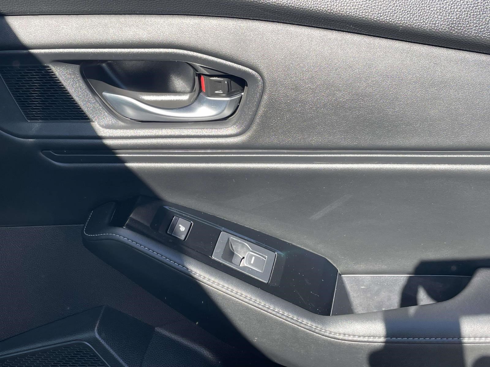 Used 2023 Honda Accord Touring image 16