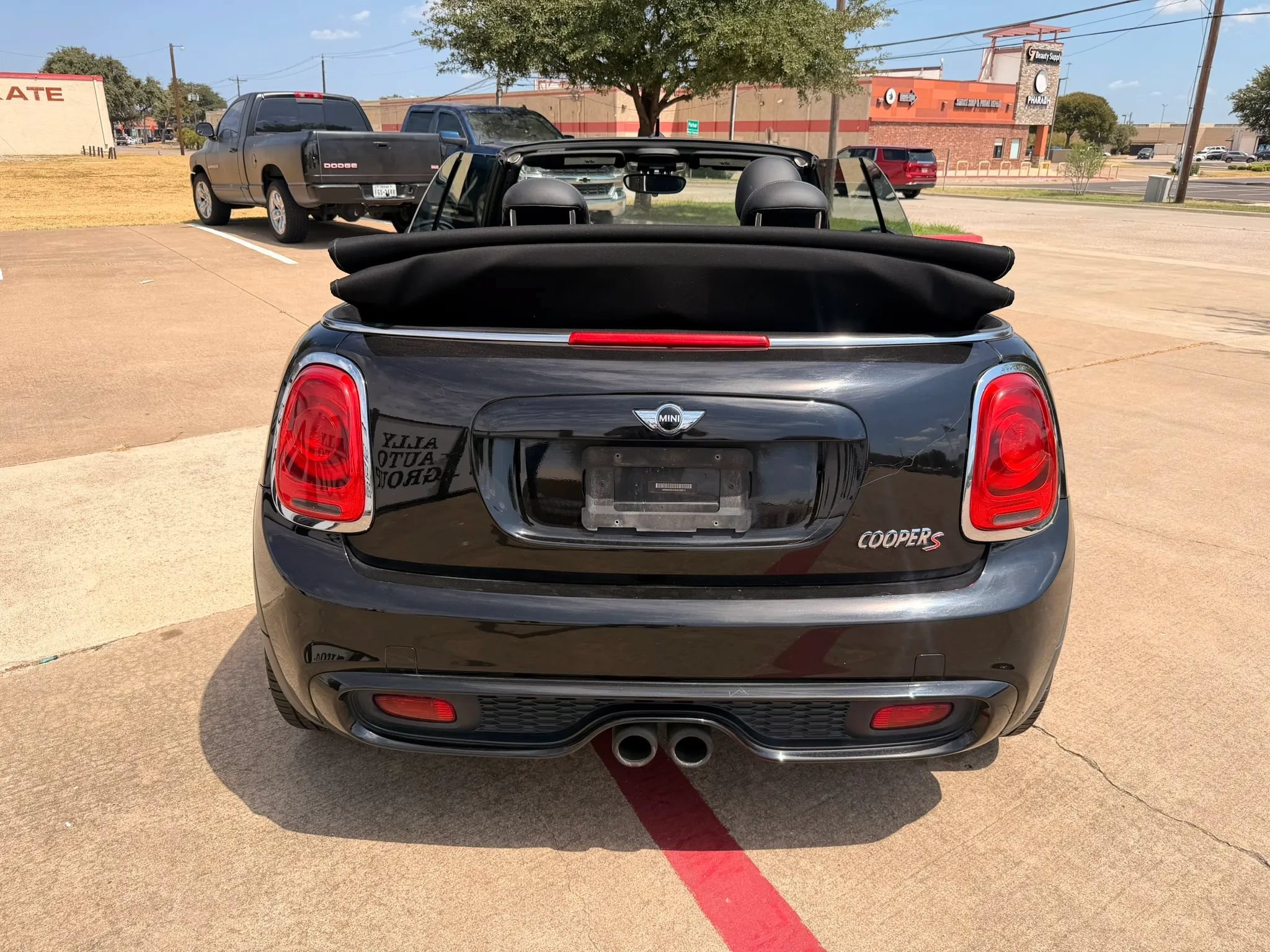 Used 2017 MINI Cooper S FWD image 4
