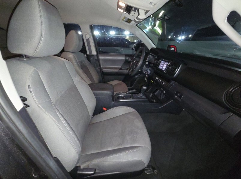 Used 2017 Toyota Tacoma SR w/ SR Convenience Package image 15