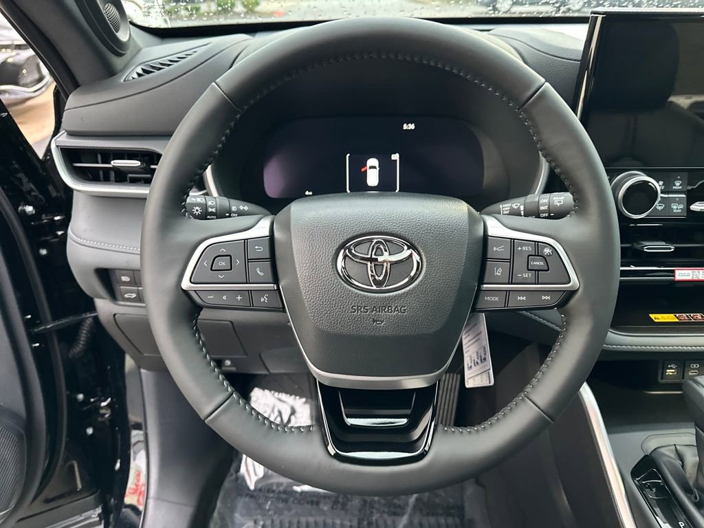 New 2025 Toyota Highlander XSE image 20