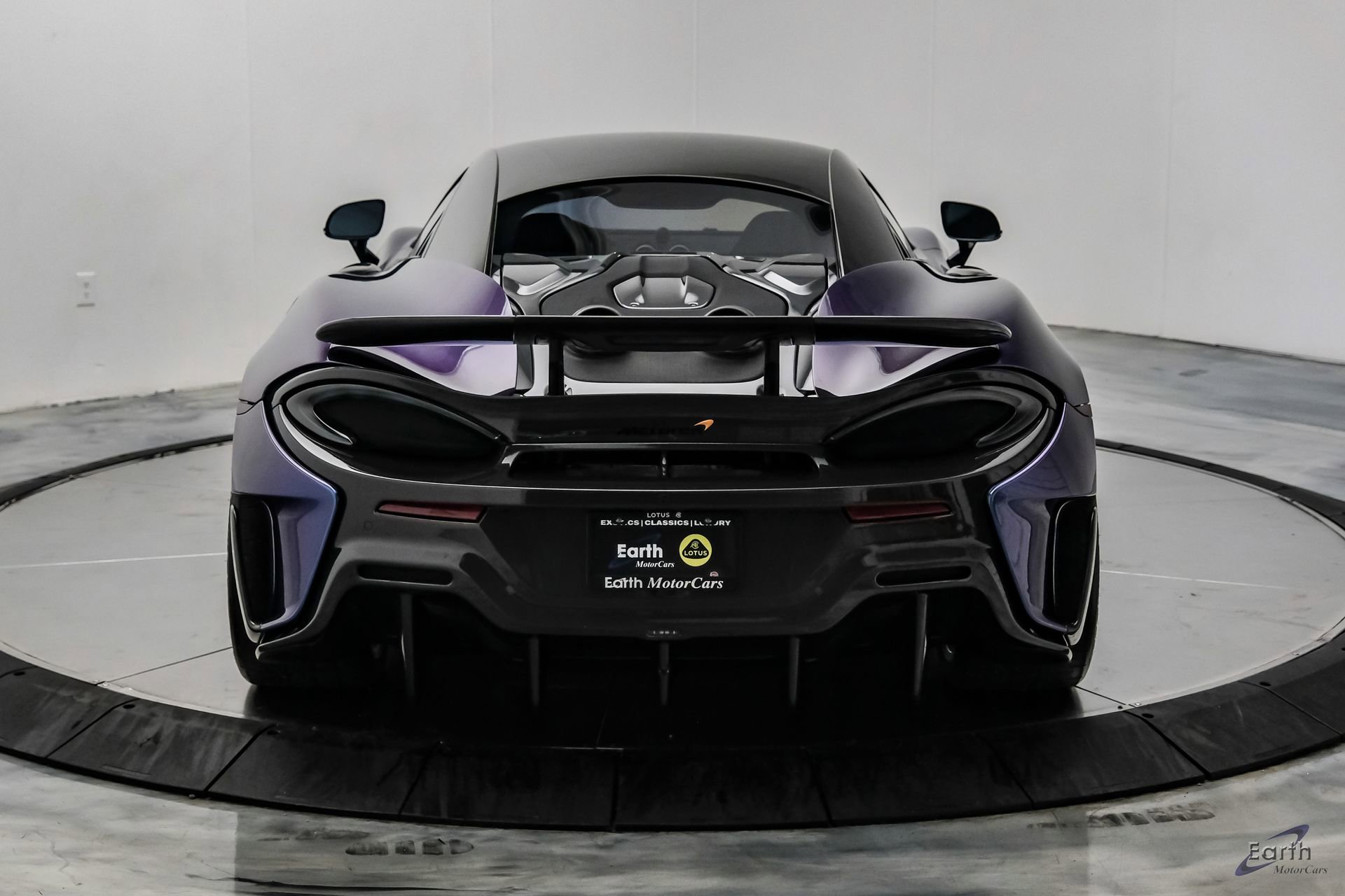 Used 2019 McLaren 600LT RWD image 14