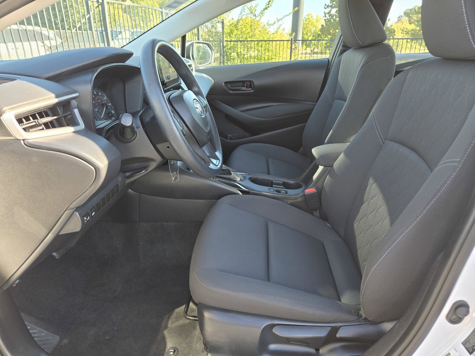 Used 2024 Toyota Corolla LE image 17