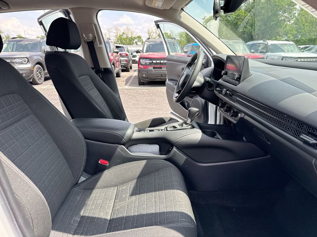 Used 2024 Honda HR-V LX image 21