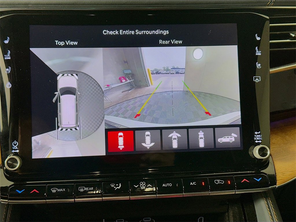 Used 2022 Jeep Grand Wagoneer Series II w/ Convenience Group III image 14