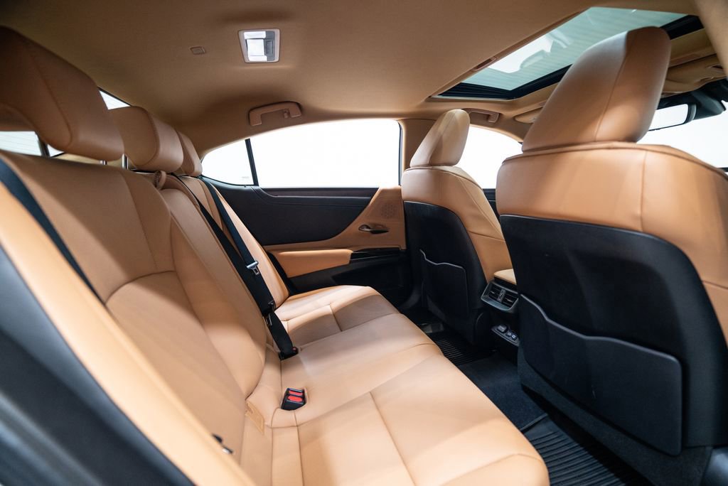 Used 2023 Lexus ES 350 w/ Premium Package image 36
