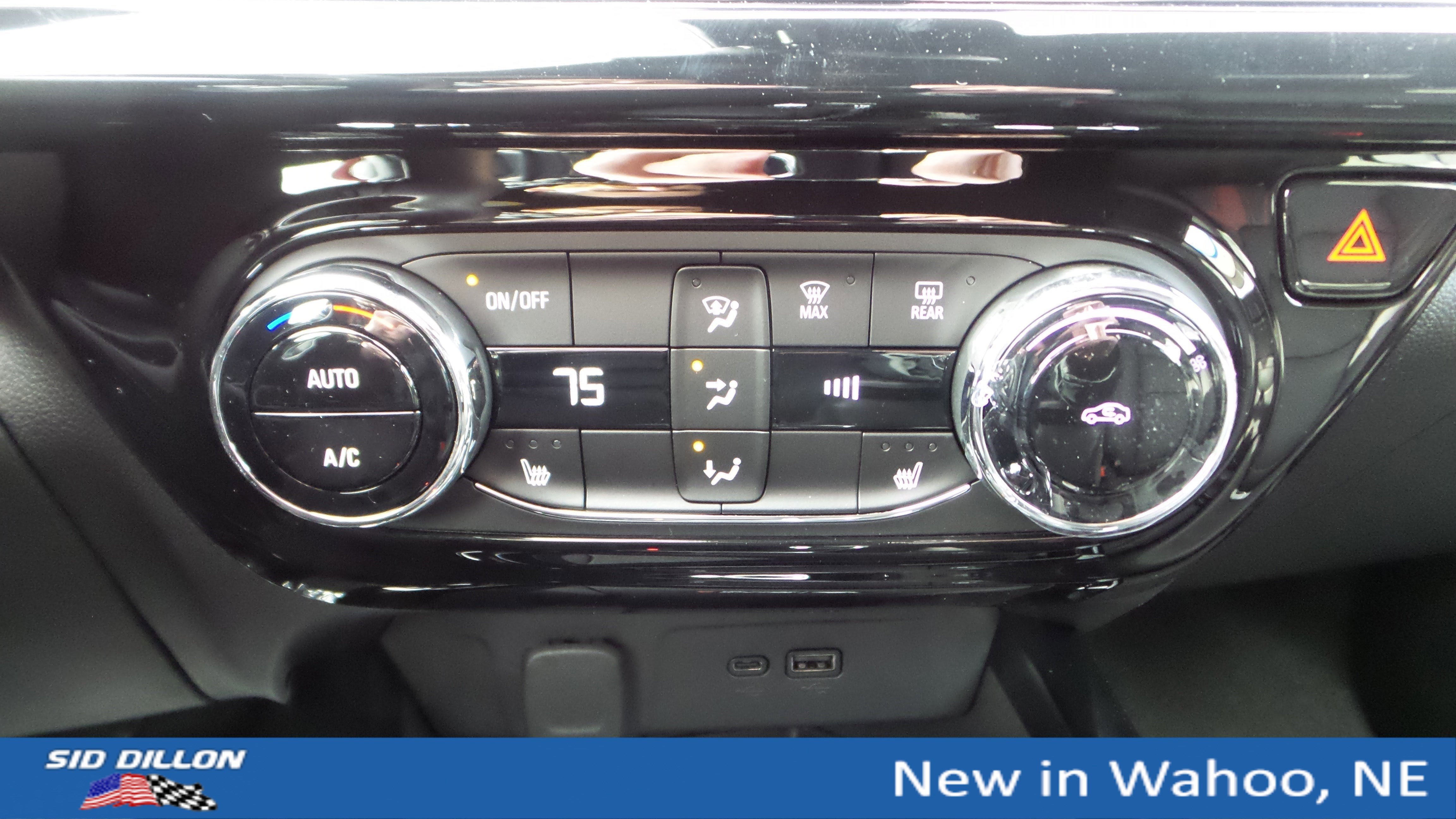 New 2026 Chevrolet Trax RS w/ Sunroof Package image 16