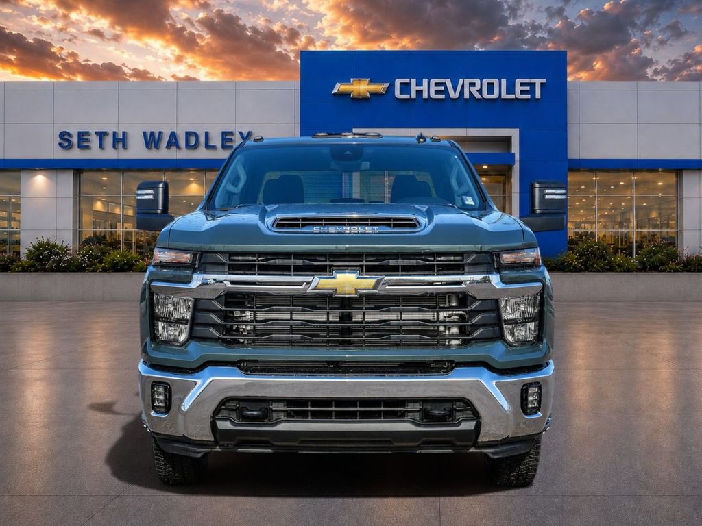 New 2026 Chevrolet Silverado 3500 LT w/ Convenience Package AWD/4WD image 2