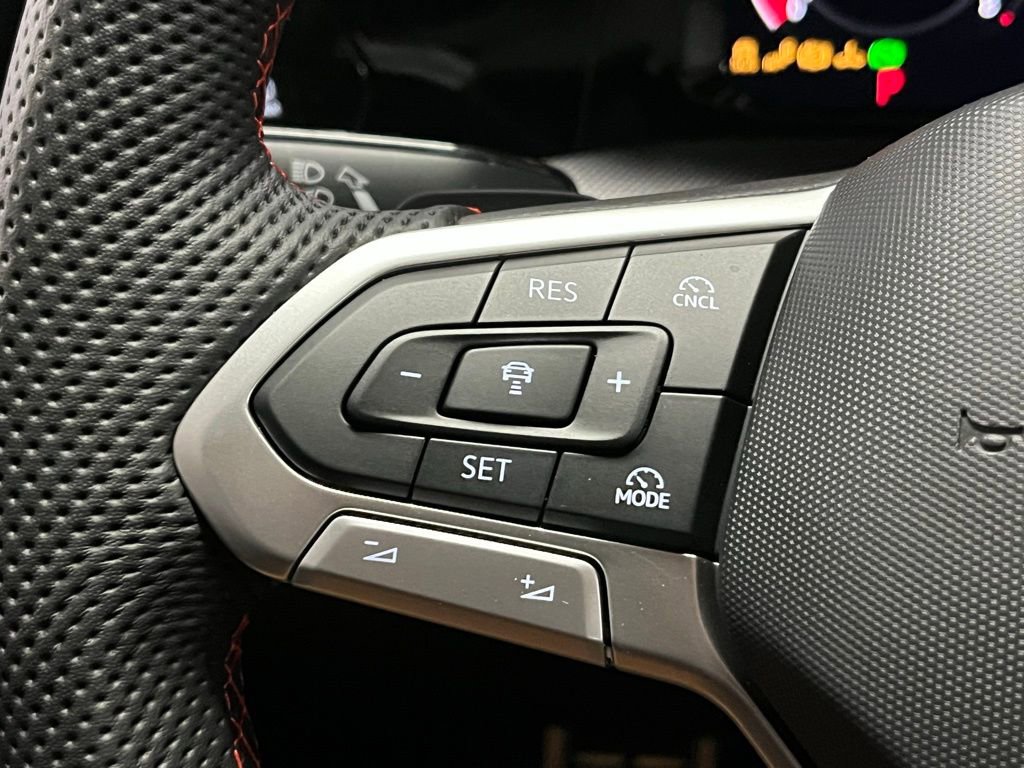 New 2026 Volkswagen GTI SE image 26