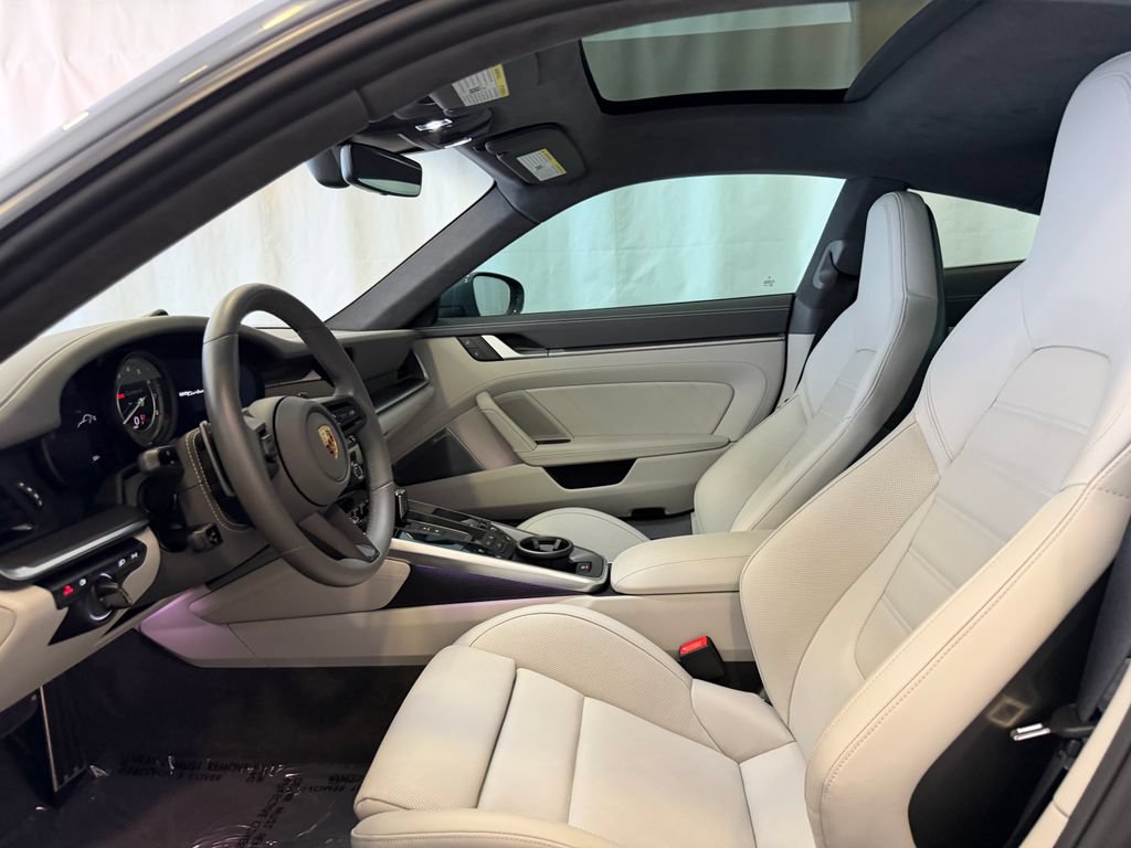 Certified 2025 Porsche 911 Turbo S AWD/4WD image 5