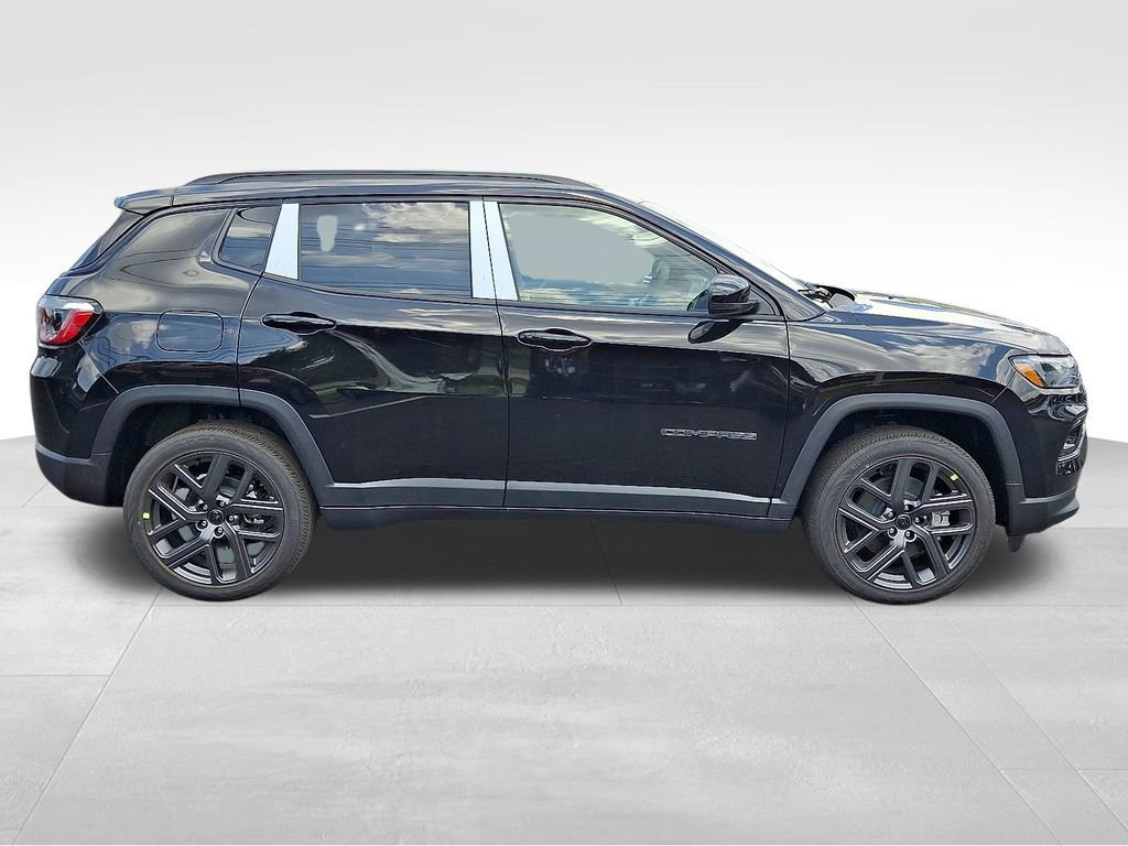 New 2025 Jeep Compass Limited w/ Sun & Sound Group image 8