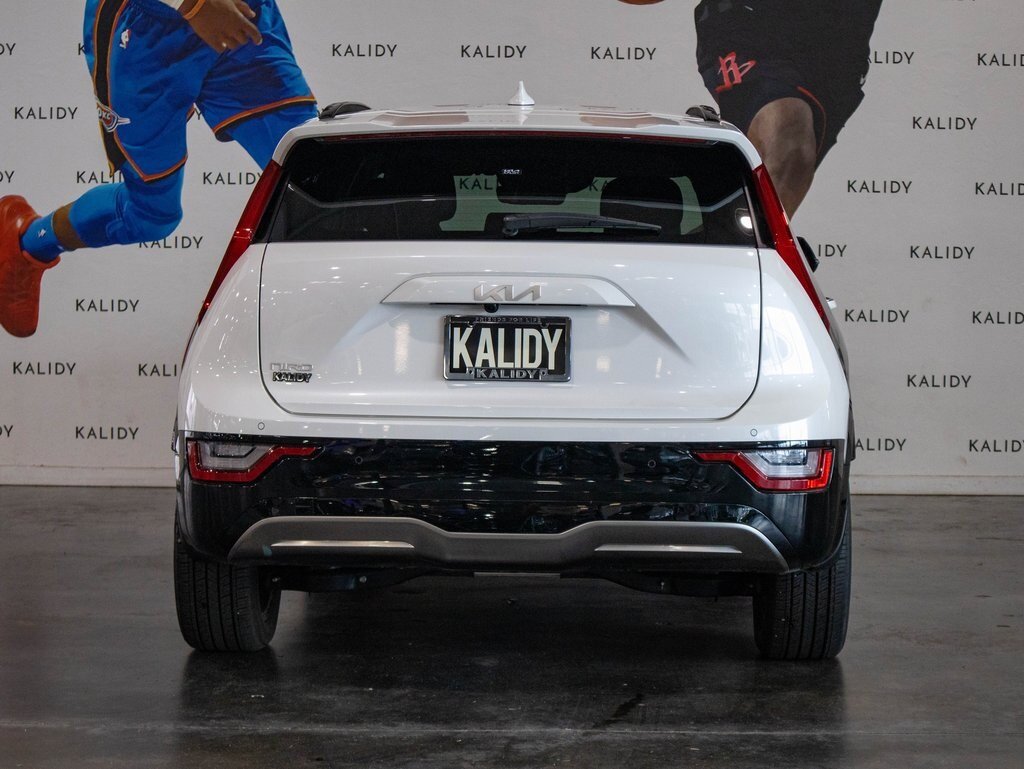 New 2023 Kia Niro Wave image 24