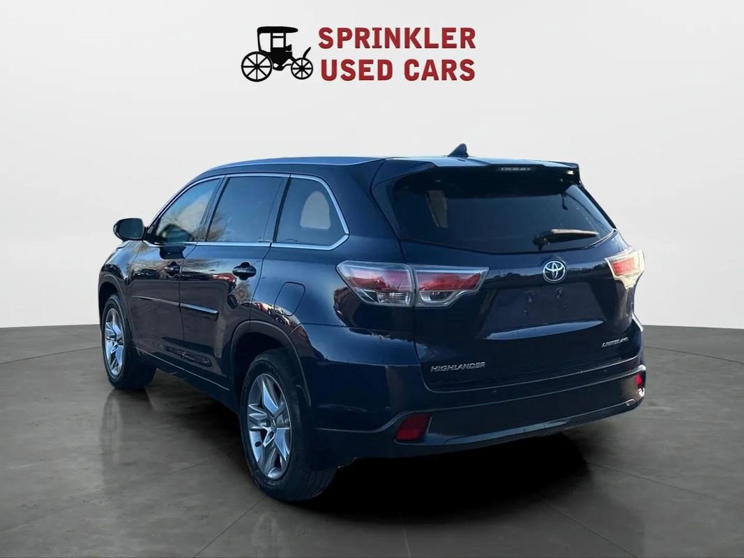 Used 2014 Toyota Highlander Limited w/ Driver Technology Package image 15