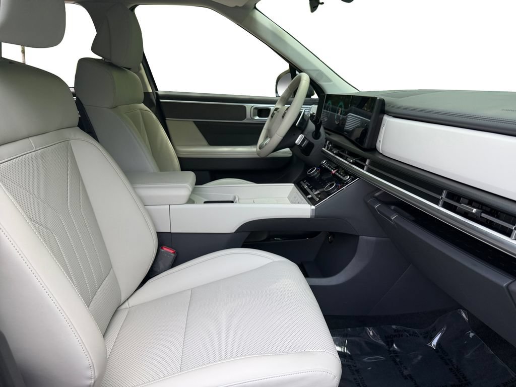 Certified 2024 Hyundai Santa Fe SEL FWD image 15