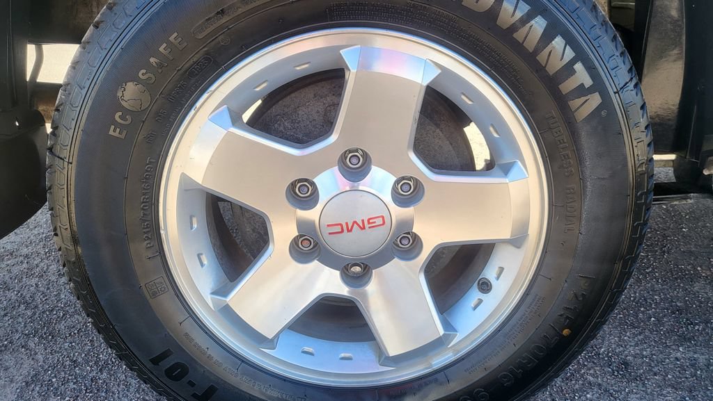 Used 2012 GMC Canyon SLE w/ Bodyguard Package RWD image 12