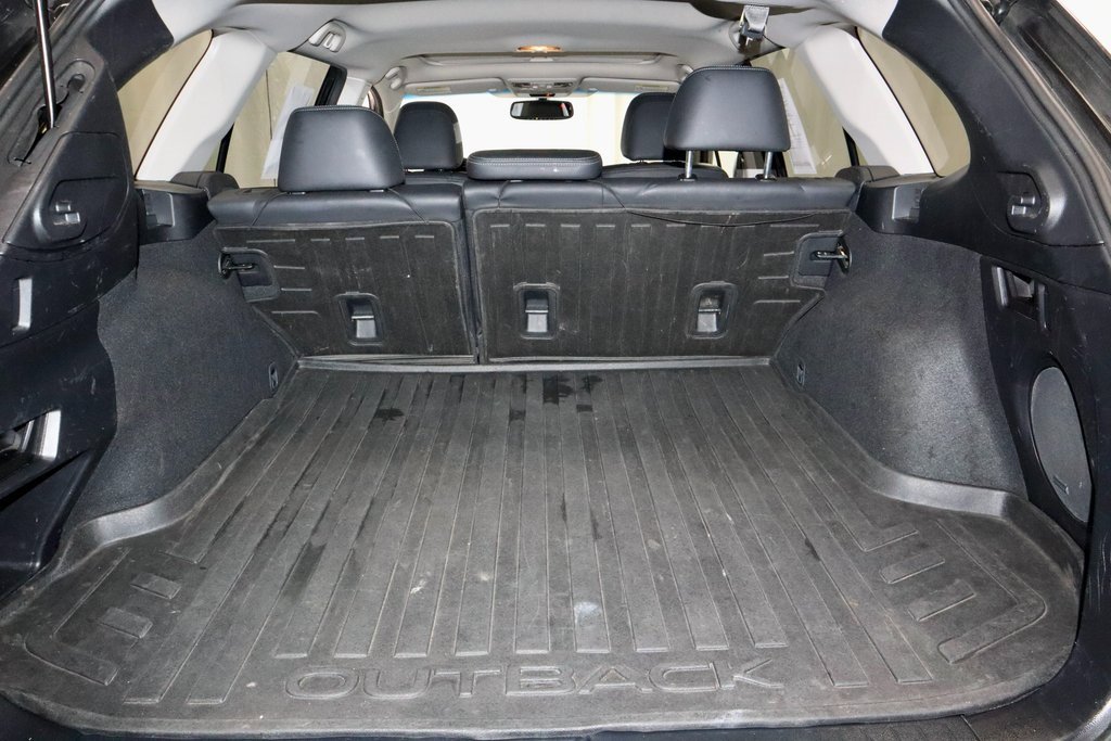 Used 2015 Subaru Outback 2.5i Limited image 16