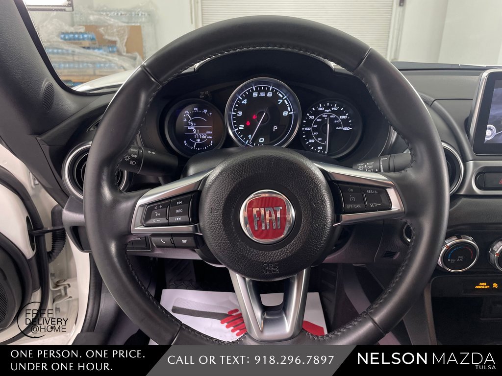Used 2020 FIAT 124 Spider Classica w/ Technology Group image 23