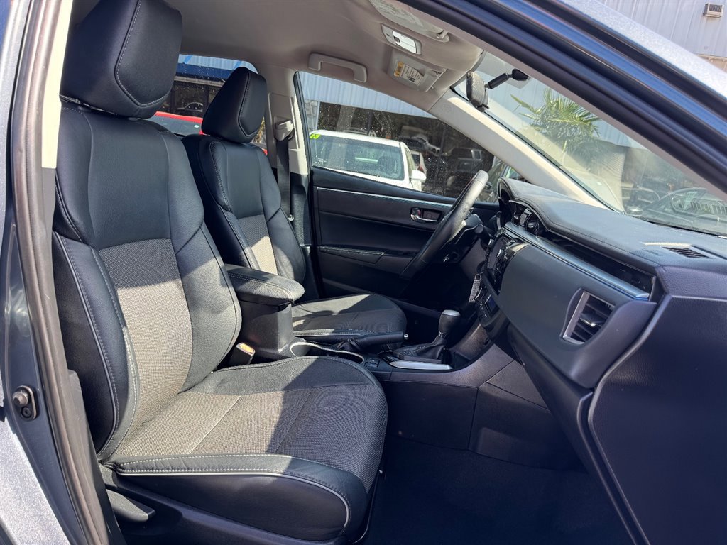Used 2015 Toyota Corolla S image 19