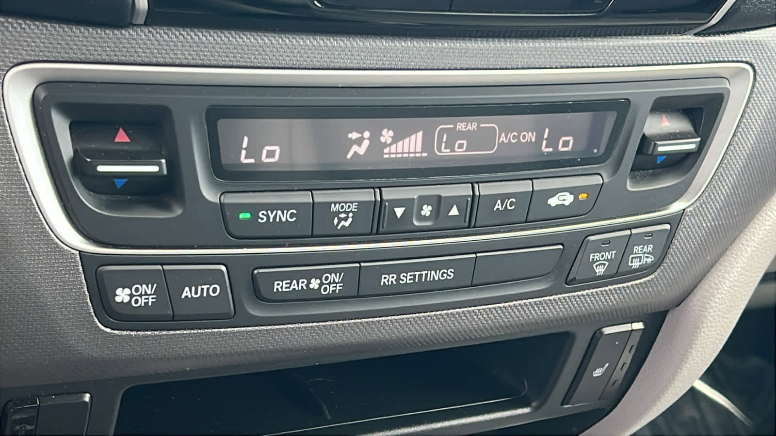 Used 2022 Honda Ridgeline RTL-E image 14
