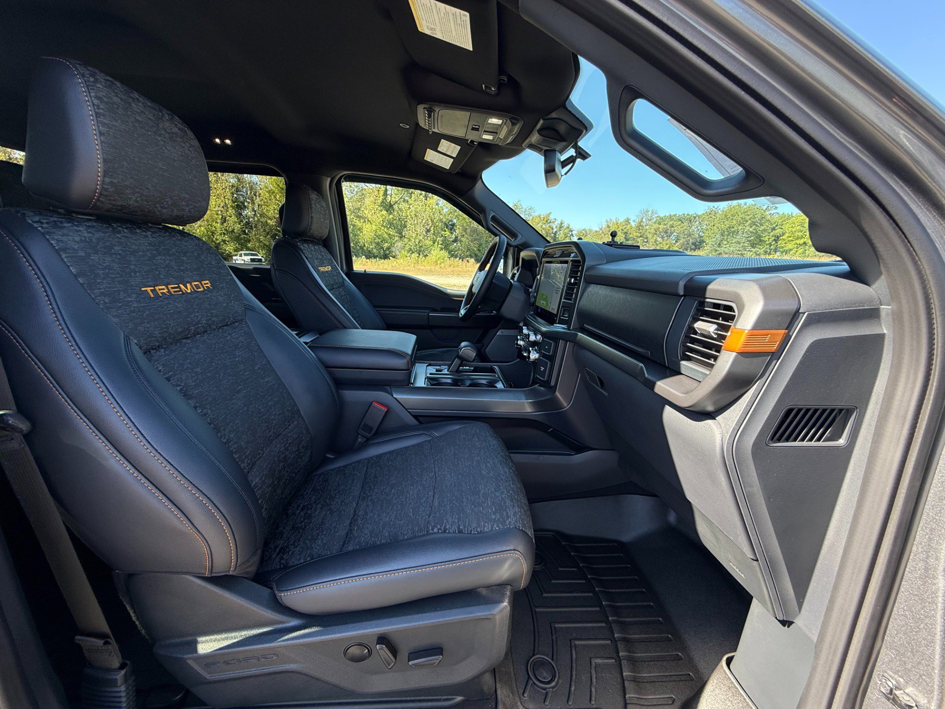 Used 2025 Ford F150 Tremor w/ Bed Utility Package image 19