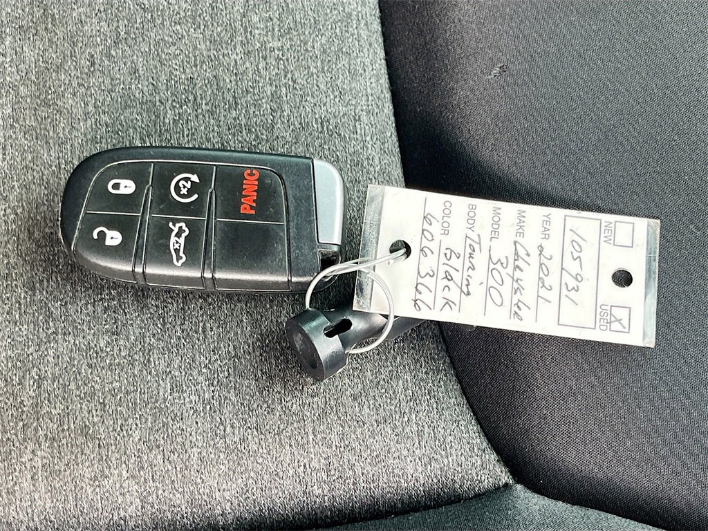 Used 2021 Chrysler 300 Touring w/ Driver Convenience Group image 30