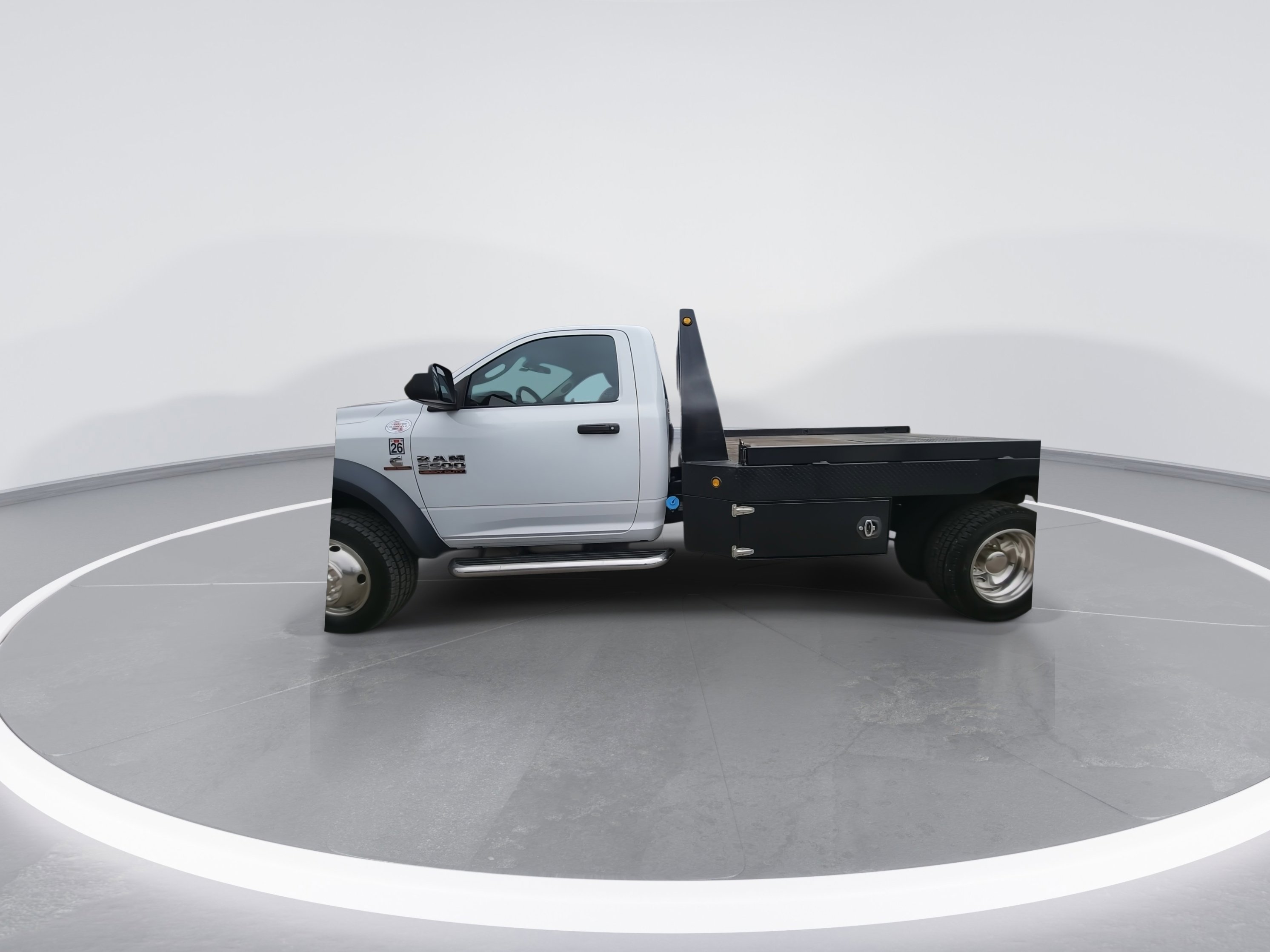 Used 2018 RAM 5500 Tradesman w/ Power & Remote Entry Group image 6