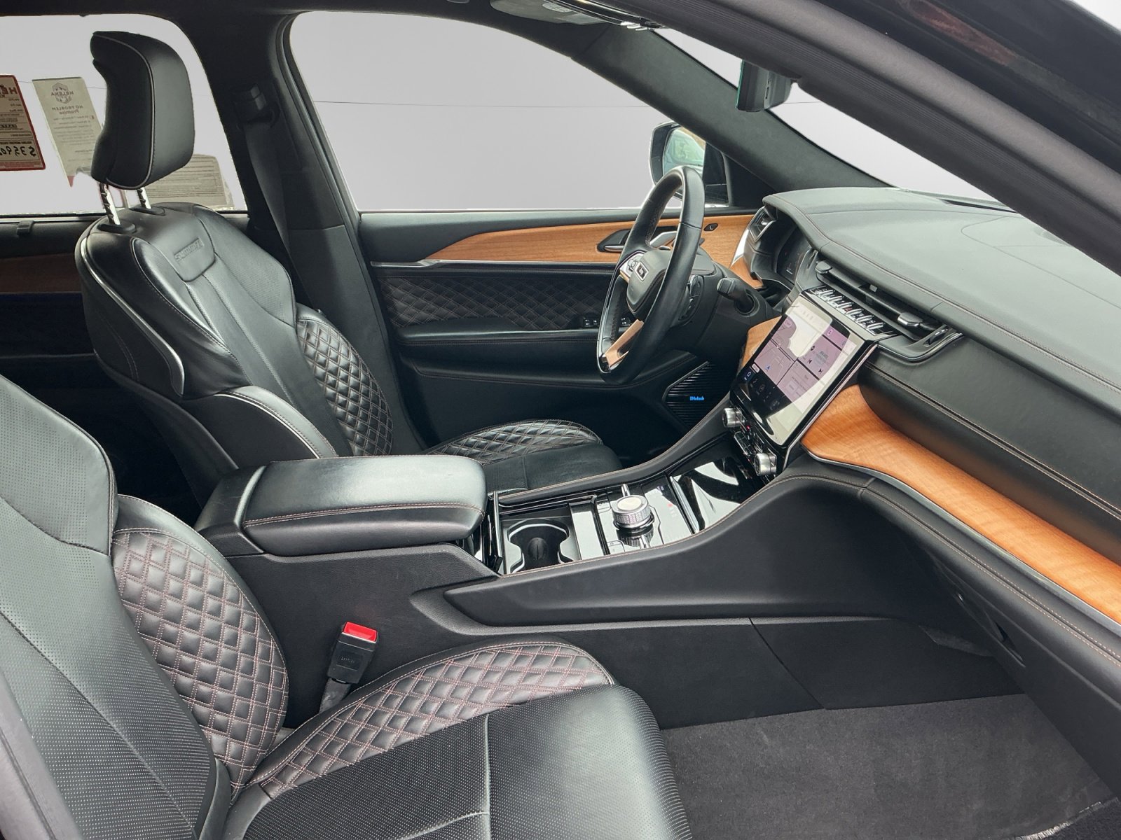 Used 2021 Jeep Grand Cherokee L Summit image 15