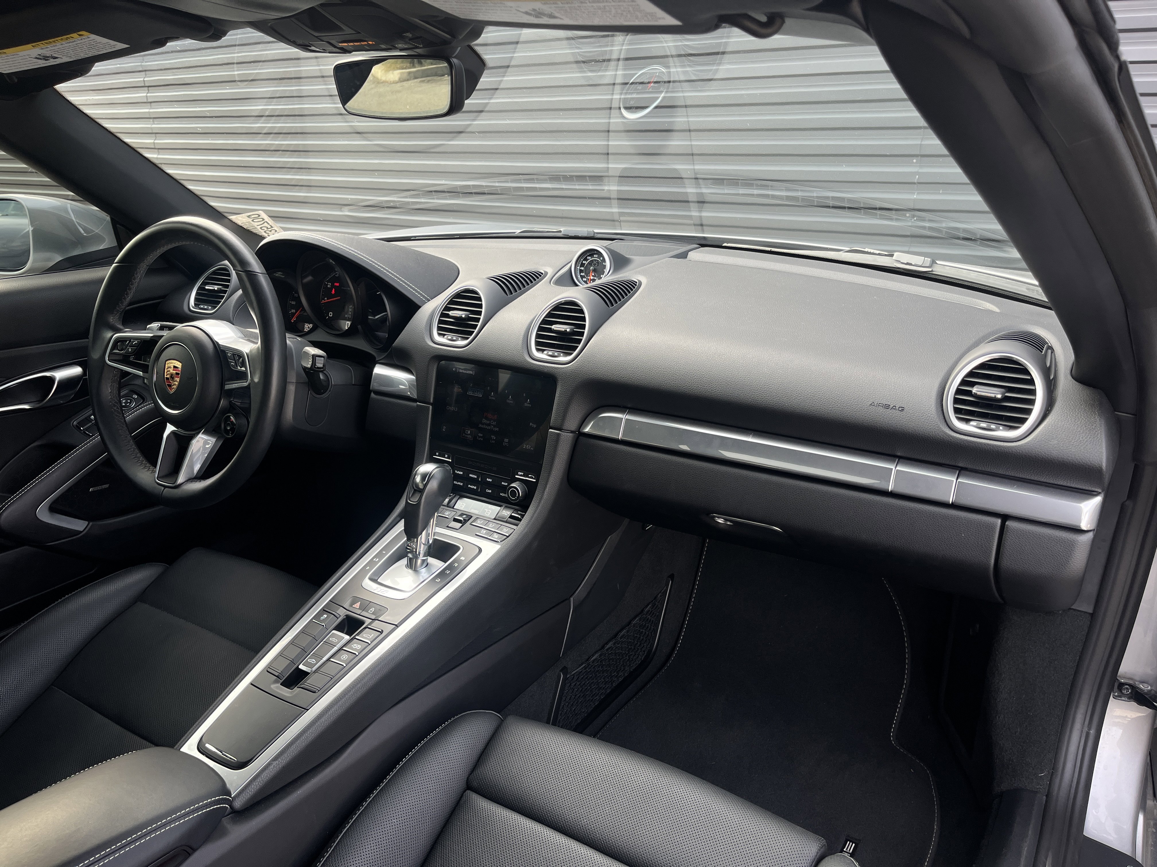 Certified 2024 Porsche 718 Boxster Style Edition image 25