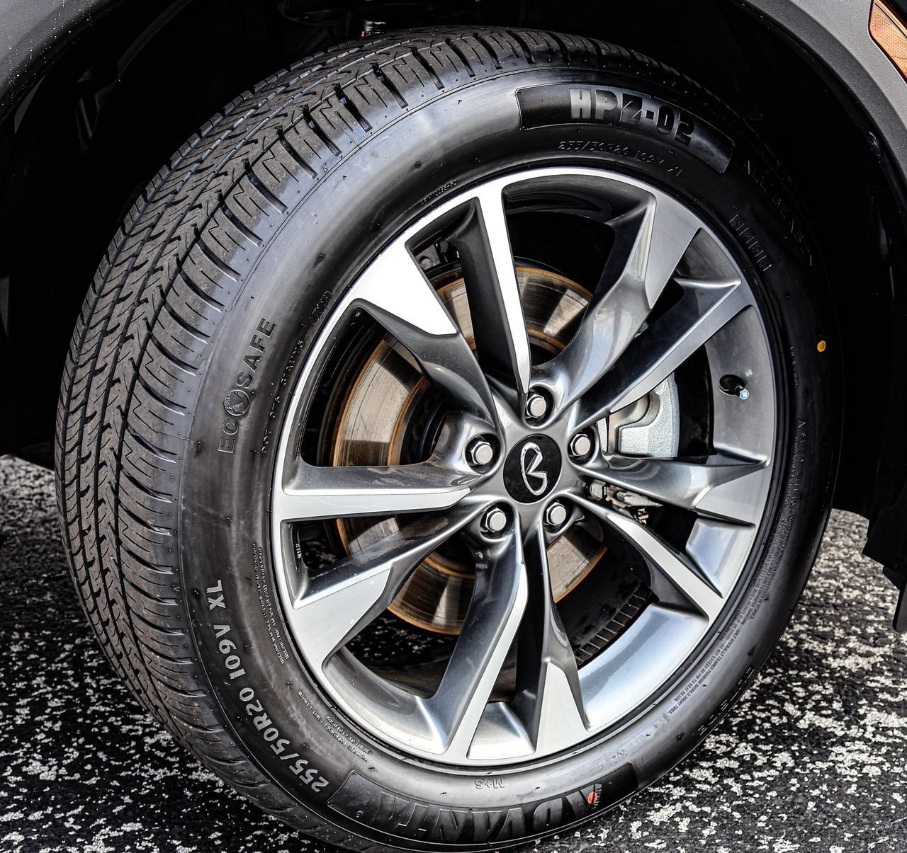 Used 2023 INFINITI QX60 Luxe w/ Cargo Package FWD image 7