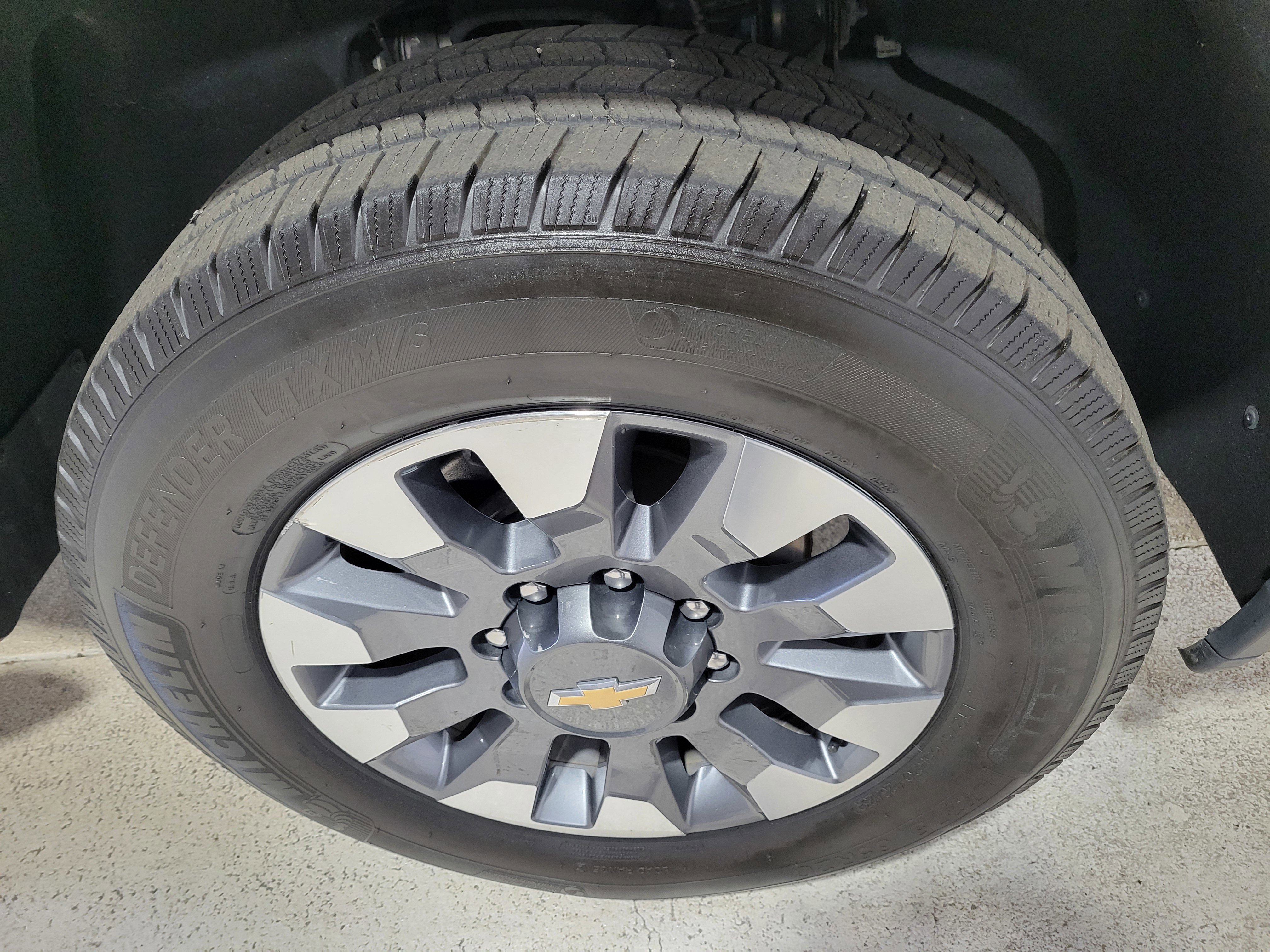 Used 2021 Chevrolet Silverado 2500 Custom w/ Custom Value Package image 41