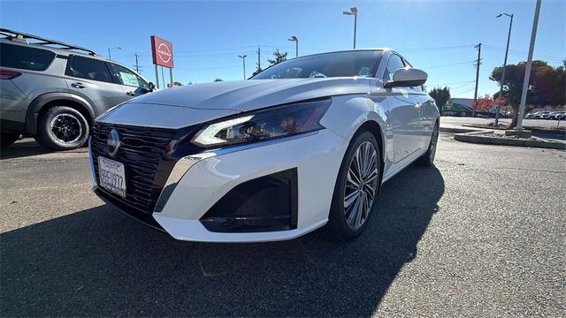 Used 2025 Nissan Altima 2.5 SL image 9