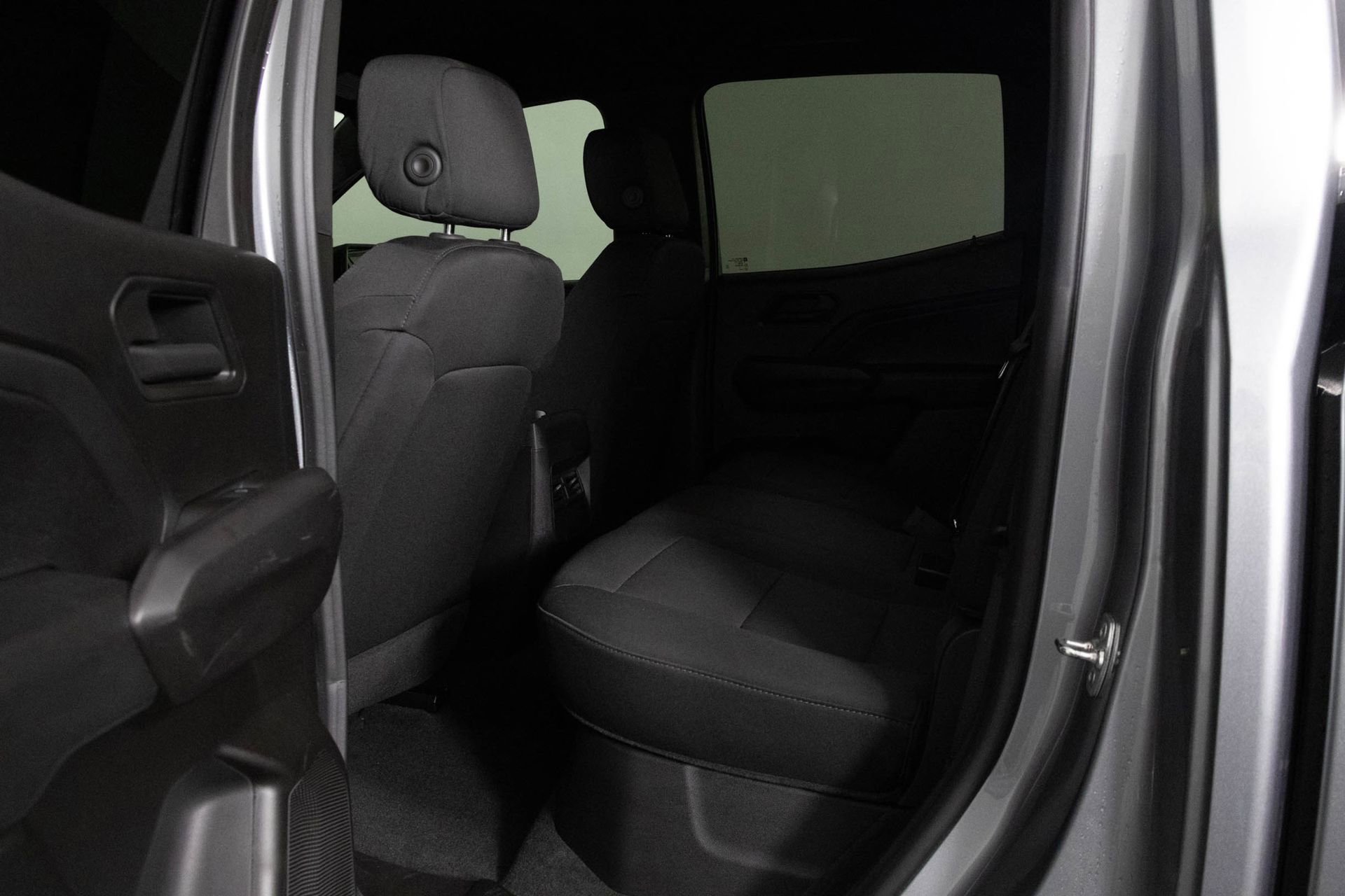 Used 2024 Chevrolet Colorado Trail Boss w/ Technology Package image 34