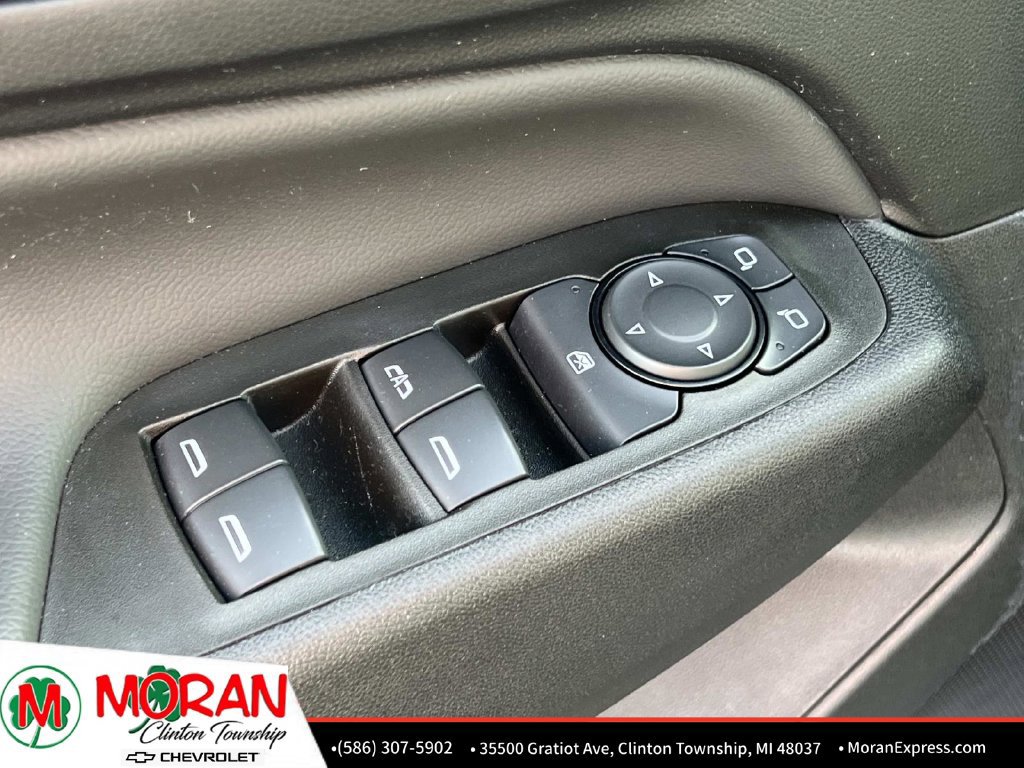 Certified 2024 Chevrolet Equinox LT FWD image 16