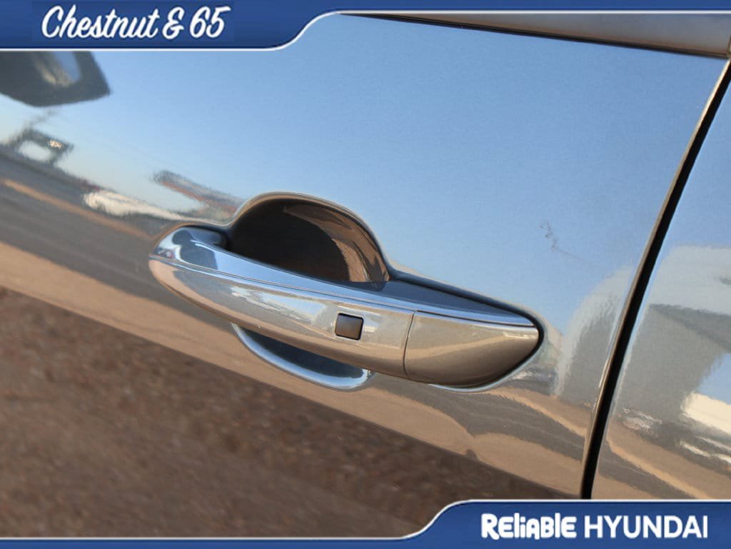 Certified 2025 Hyundai Elantra Sport FWD image 19