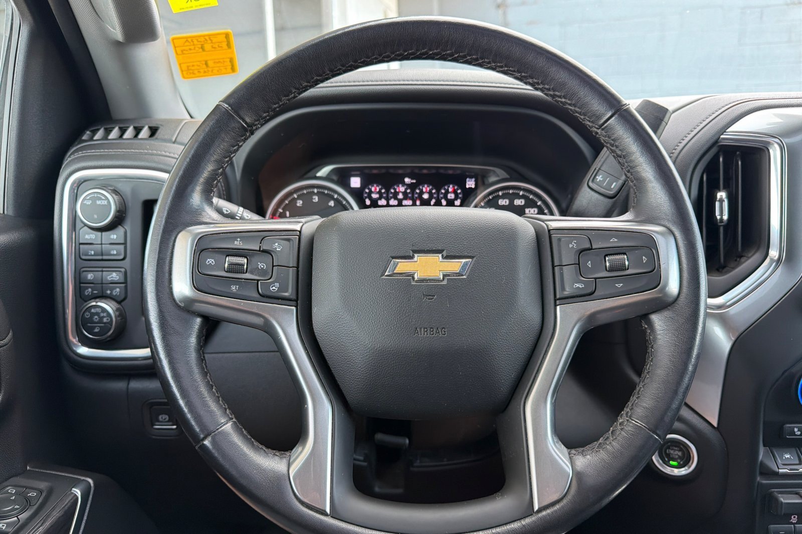 Used 2022 Chevrolet Silverado 1500 LTZ w/ LTZ Premium Package AWD/4WD image 20