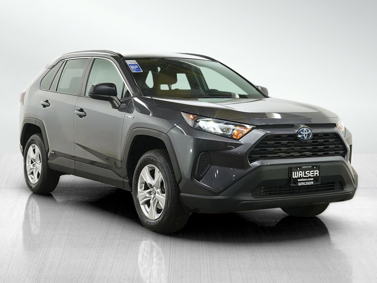 Used 2021 Toyota RAV4 LE AWD/4WD image 7