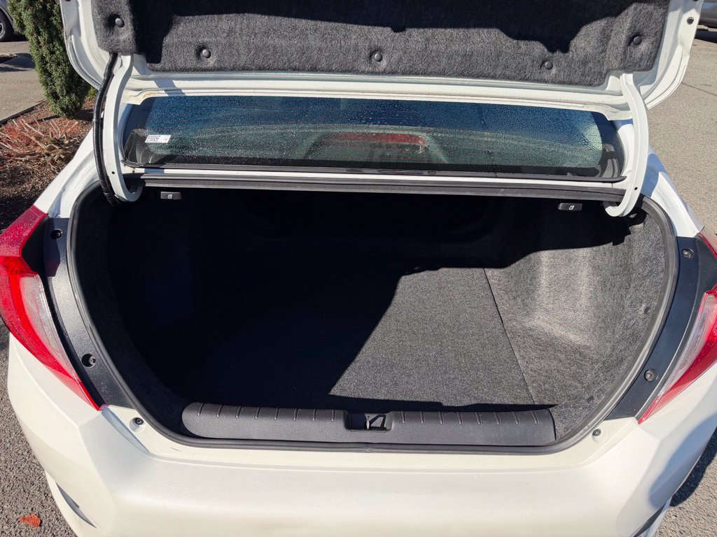 Used 2018 Honda Civic EX image 10