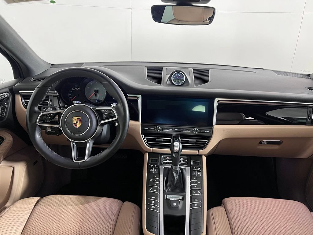 Certified 2021 Porsche Macan S AWD/4WD image 22
