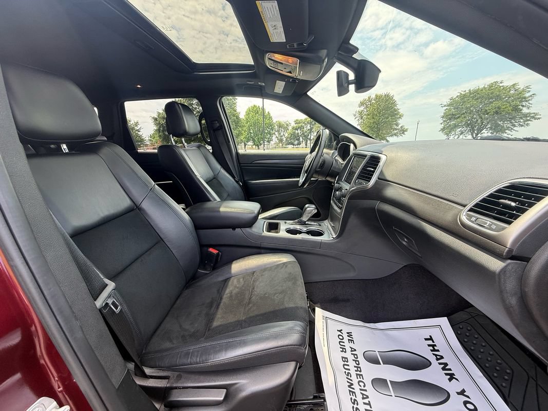 Used 2018 Jeep Grand Cherokee Altitude AWD/4WD image 11