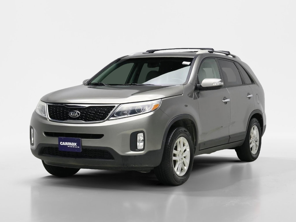 Used 2015 Kia Sorento LX image 4