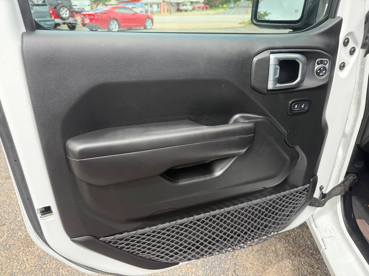 Used 2018 Jeep Wrangler Unlimited Sport S AWD/4WD image 15