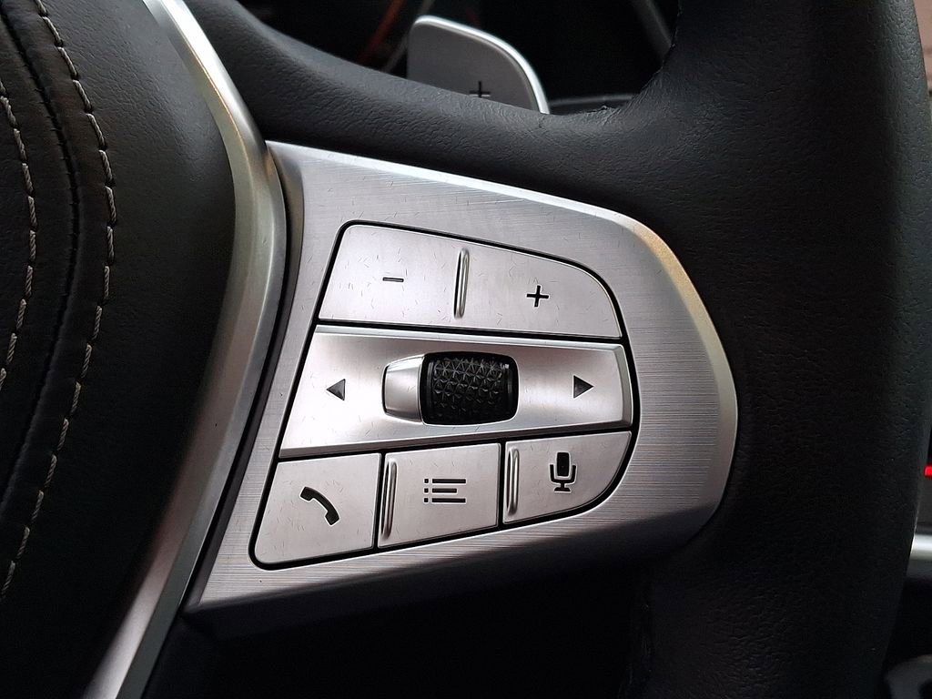 Certified 2022 BMW X7 xDrive40i w/ Executive Package image 18