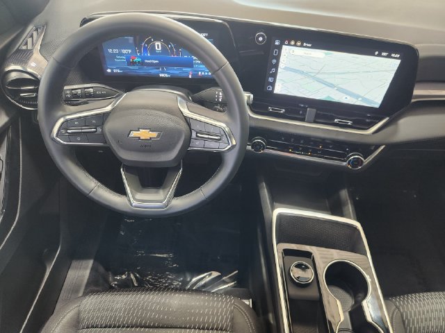 Used 2026 Chevrolet Equinox LT FWD image 28