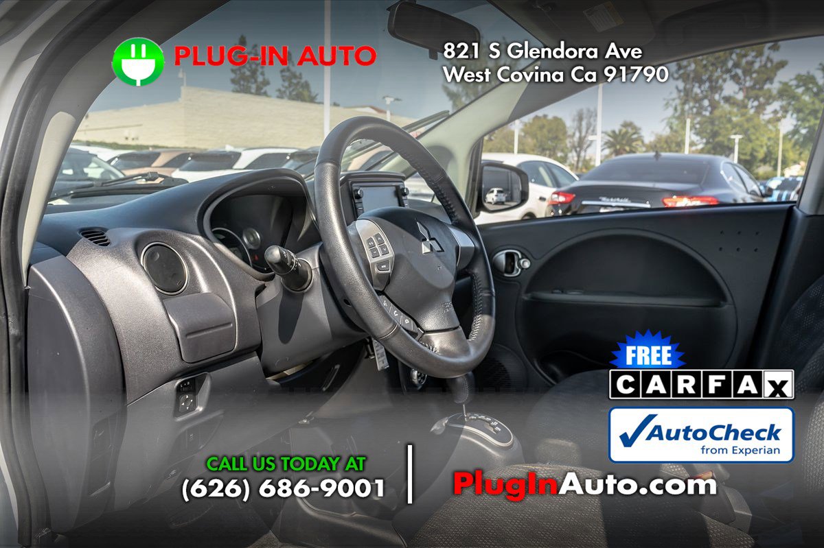 Used 2017 Mitsubishi i ES image 6