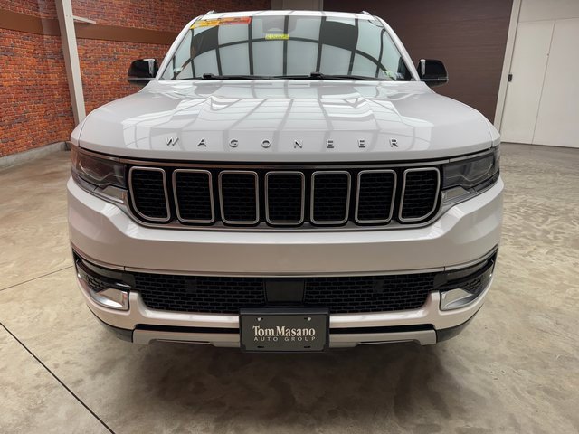 Used 2024 Jeep Wagoneer L Series II w/ Flexible Seating Group image 8