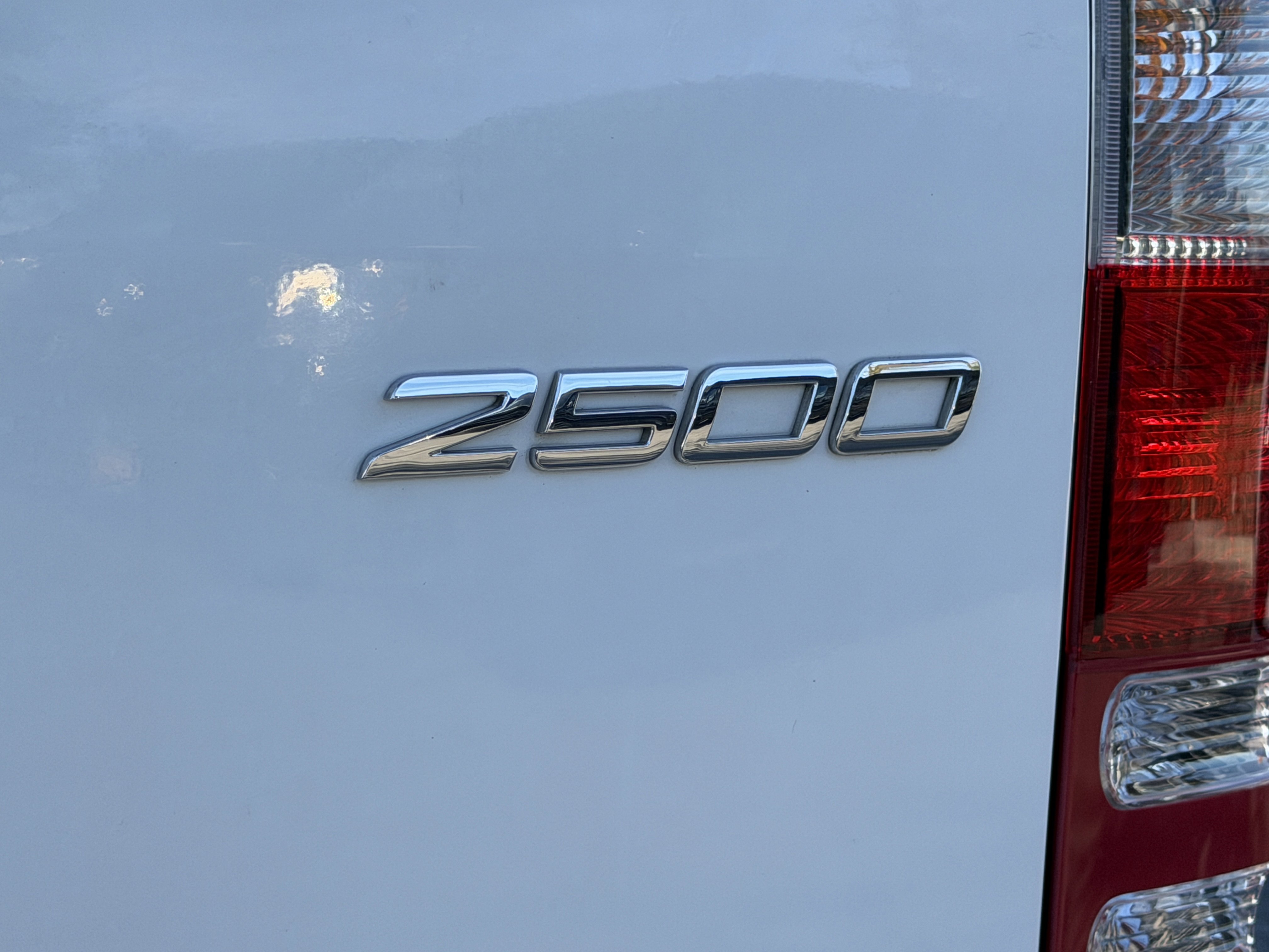 Used 2017 Mercedes-Benz Sprinter 2500 image 11