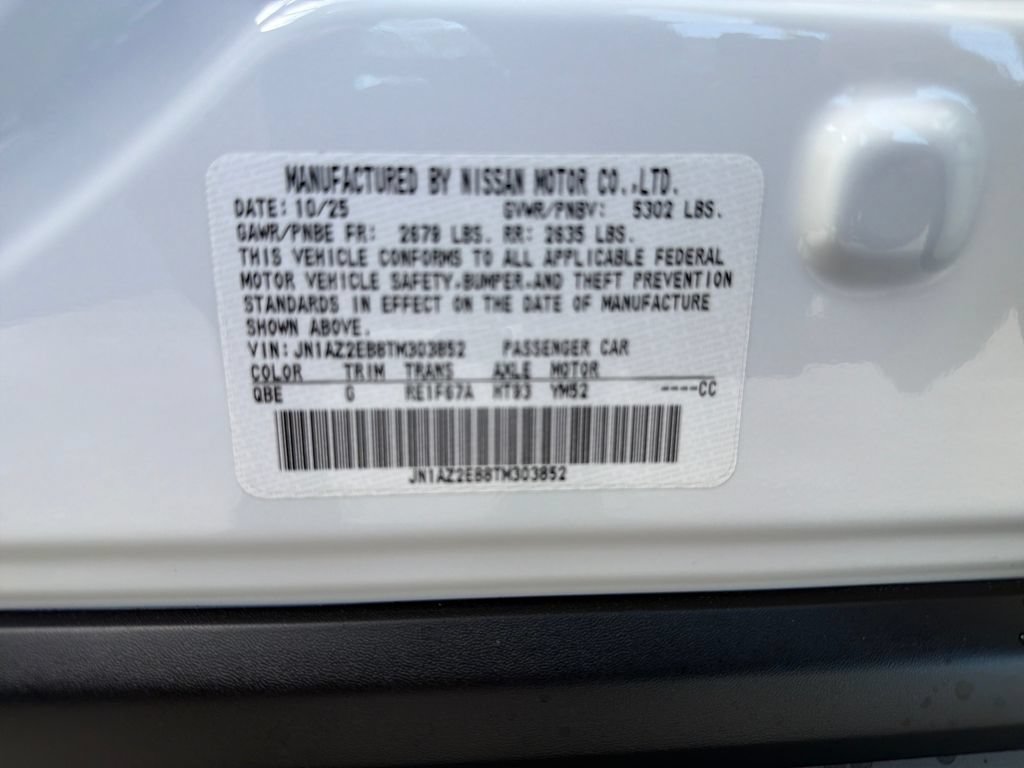 New 2026 Nissan Leaf Platinum+ w/ Cargo Package (Platinum+) FWD image 34