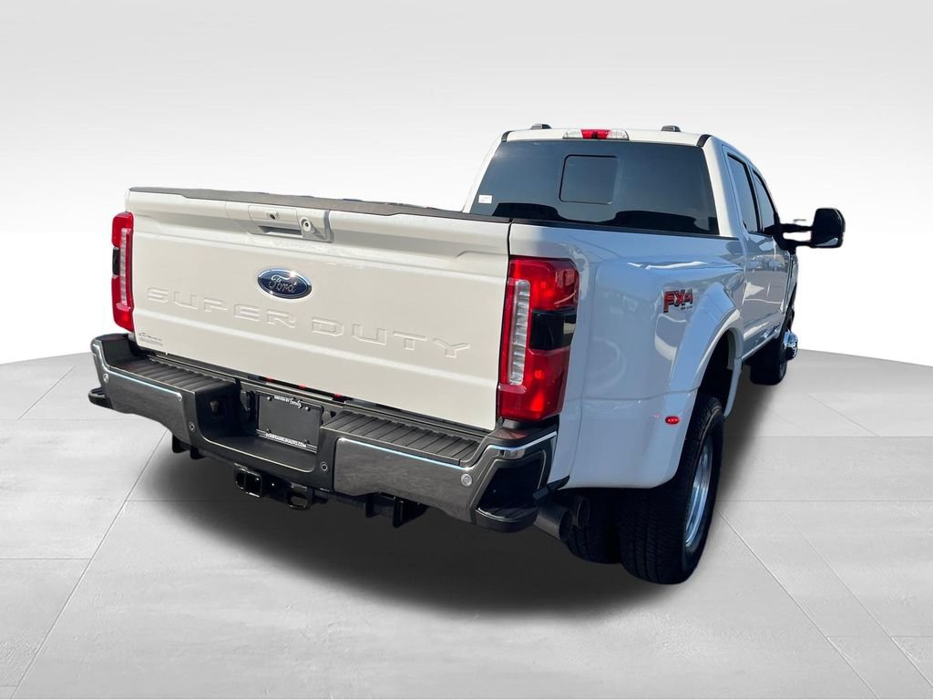 Used 2026 Ford F350 Lariat w/ Lariat Ultimate Package AWD/4WD image 5