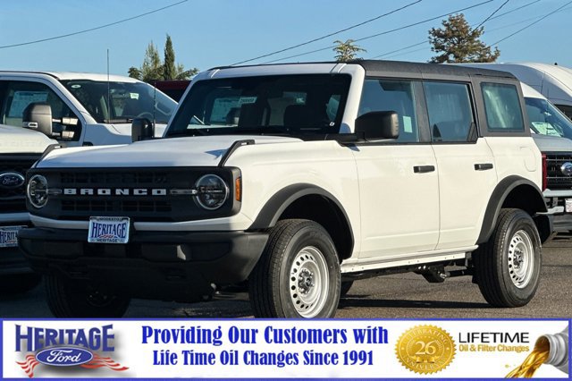 New 2025 Ford Bronco 4-Door image 8