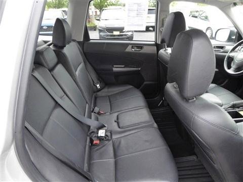 Used 2011 Subaru Forester 2.5X Touring w/ Popular Equipment Group 4B AWD/4WD image 23
