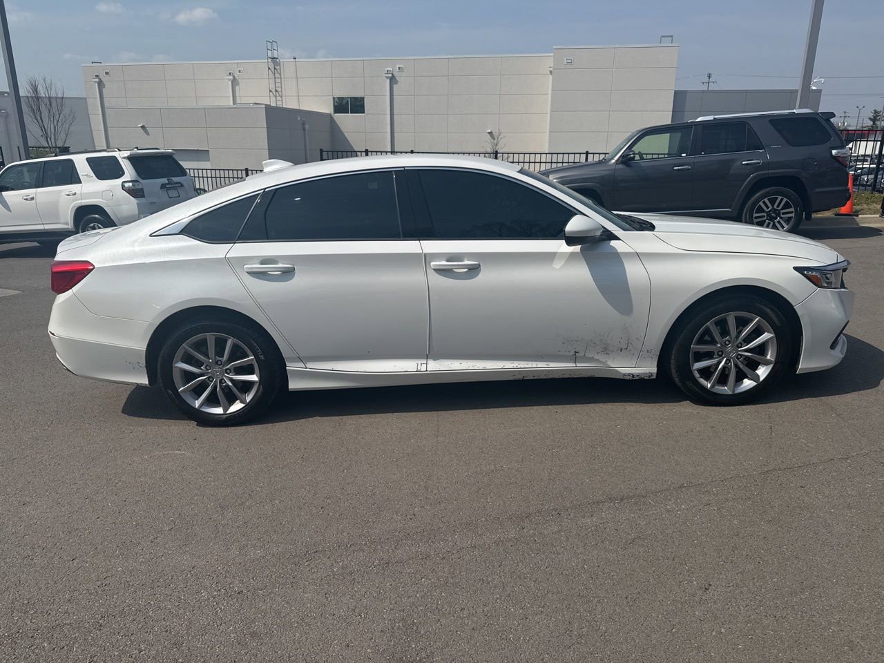 Used 2021 Honda Accord LX image 3